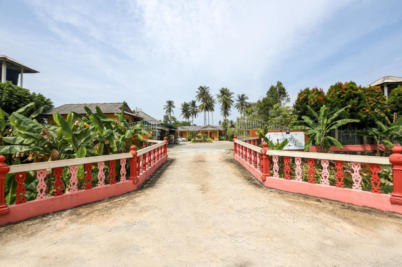 Oyo 89887 Chalet Yunie Marang Eksteriør bilde