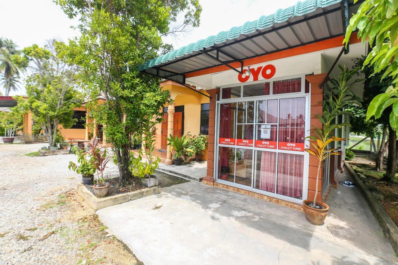 Oyo 89887 Chalet Yunie Marang Eksteriør bilde