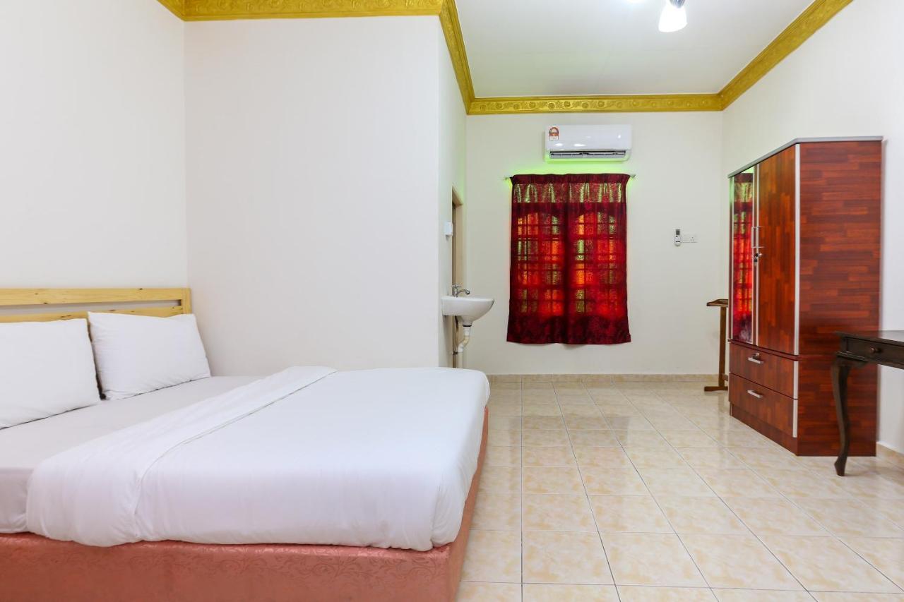 Oyo 89887 Chalet Yunie Marang Eksteriør bilde