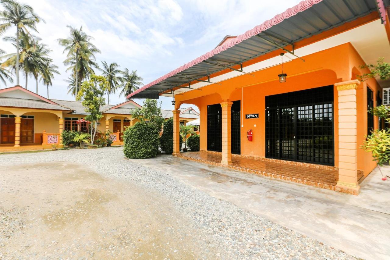 Oyo 89887 Chalet Yunie Marang Eksteriør bilde