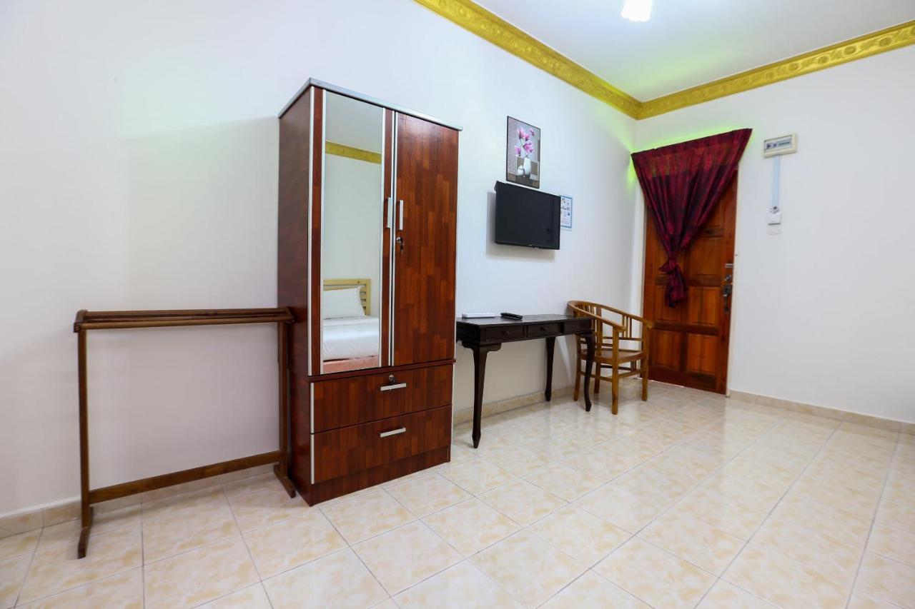 Oyo 89887 Chalet Yunie Marang Eksteriør bilde