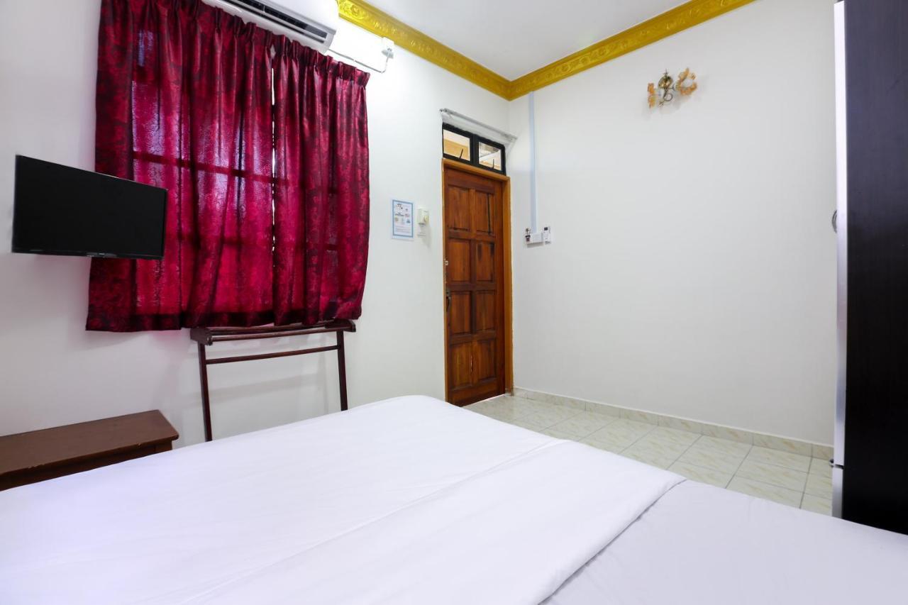 Oyo 89887 Chalet Yunie Marang Eksteriør bilde